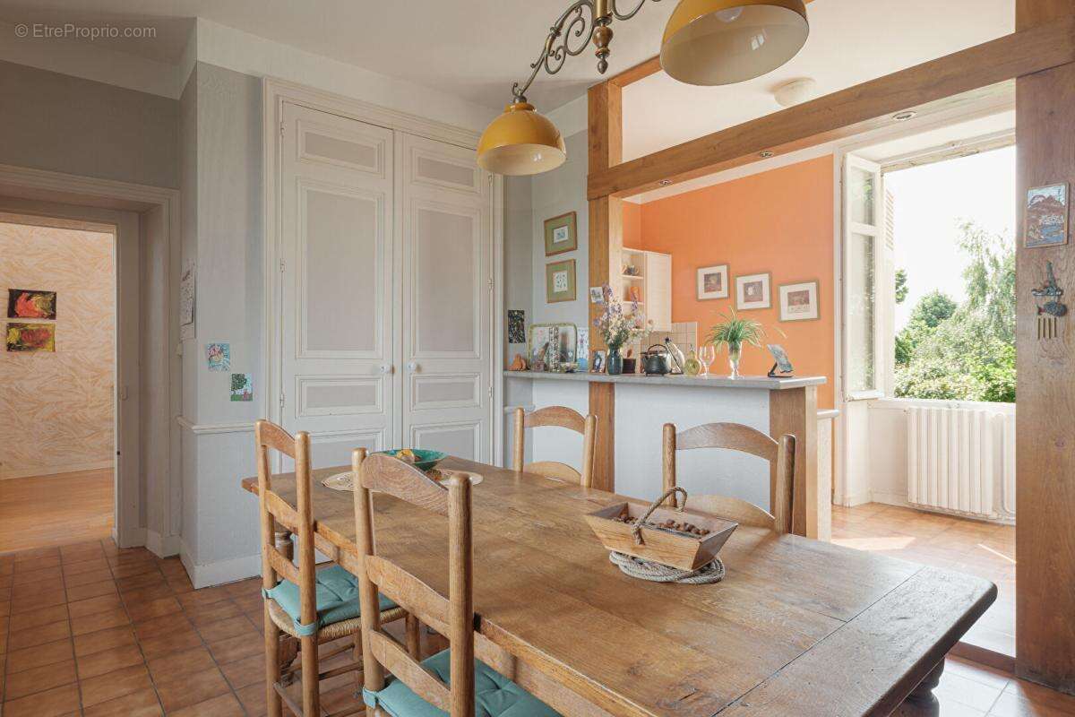 Maison de maître 190m² + 500m² de dépendances, Divatte sur Loire (44450) - photo 4