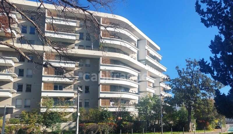 Appartement à MARSEILLE-11E