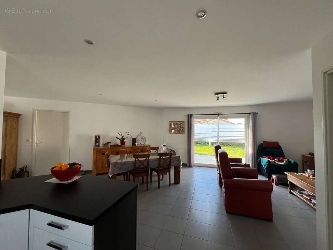 Maison à SAINT-VINCENT-SUR-JARD