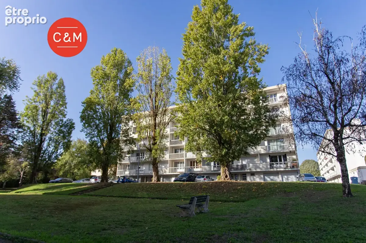 Appartement à REZE