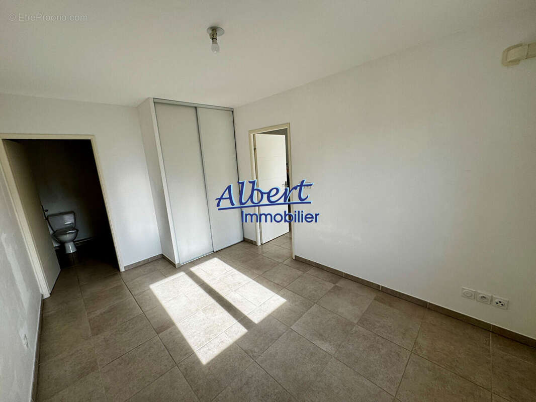 Appartement à OLLIOULES