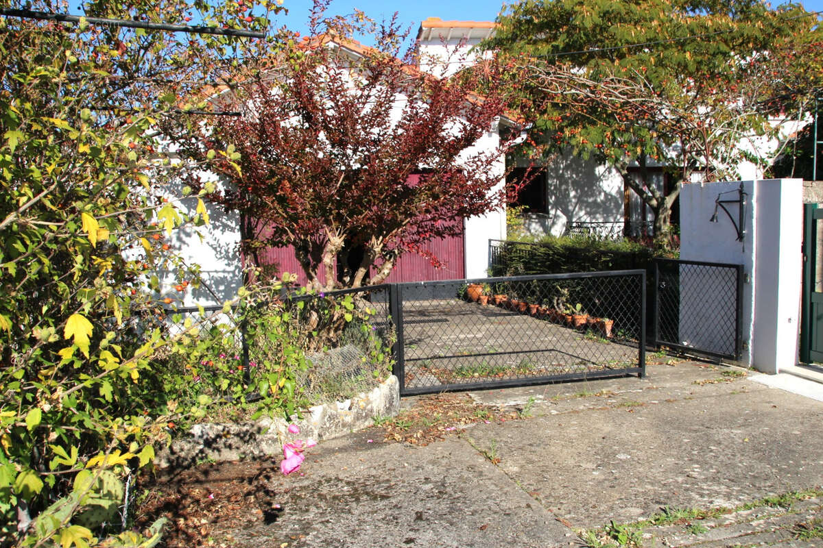 Maison à SAINT-GEORGES-DE-DIDONNE