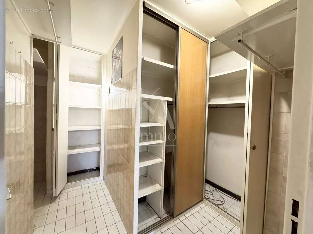 Appartement à SURESNES