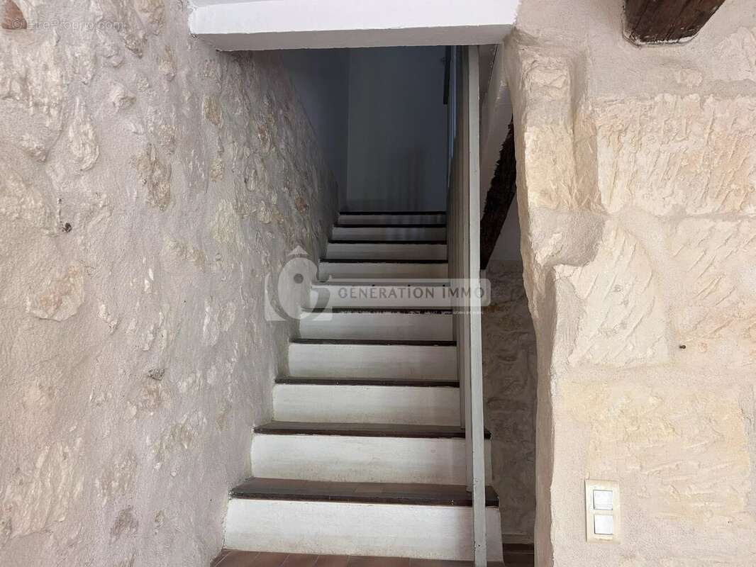 Maison de village T3 à Fontvieille - photo 9