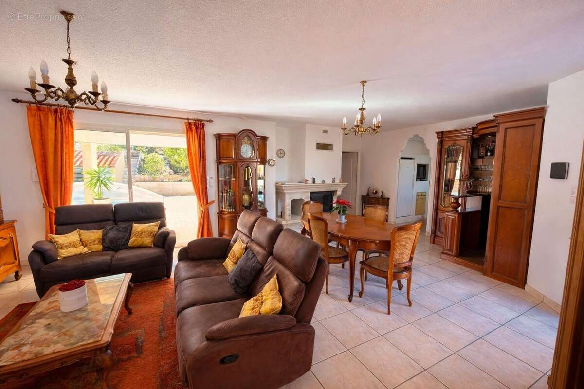 Maison à VILLENEUVE-DE-LA-RAHO