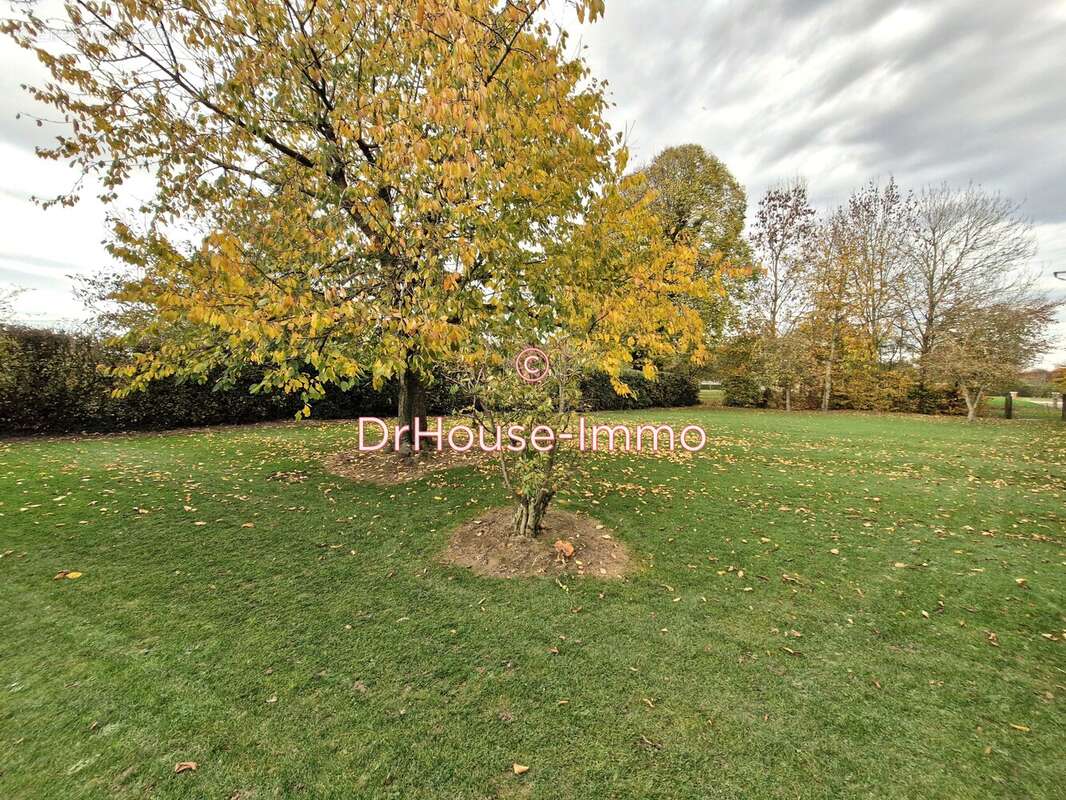 Maison à HORNOY-LE-BOURG