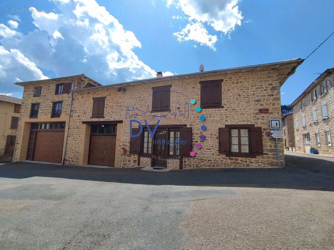 Maison à SAINT-VINCENT-DE-REINS