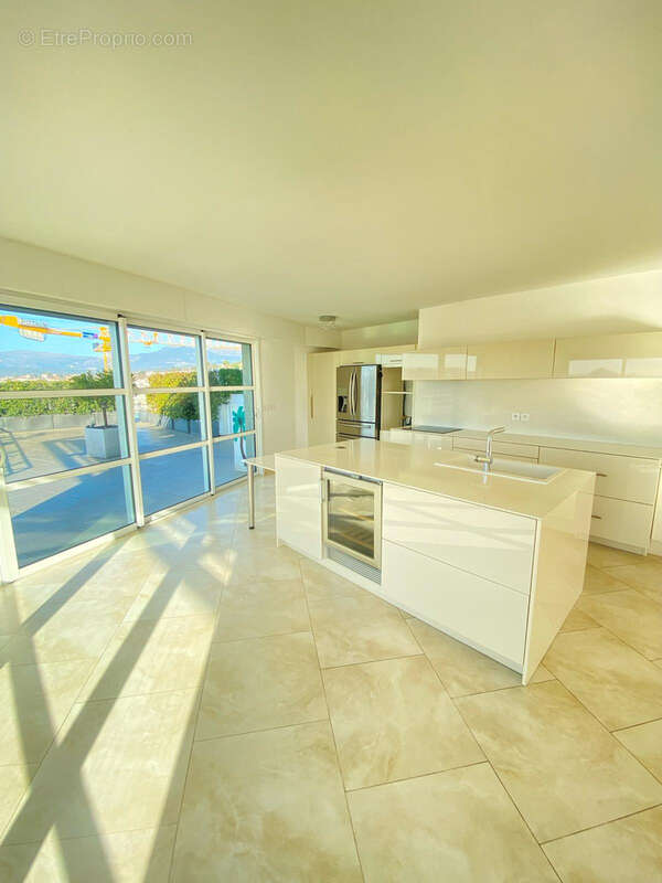 Appartement à CAGNES-SUR-MER