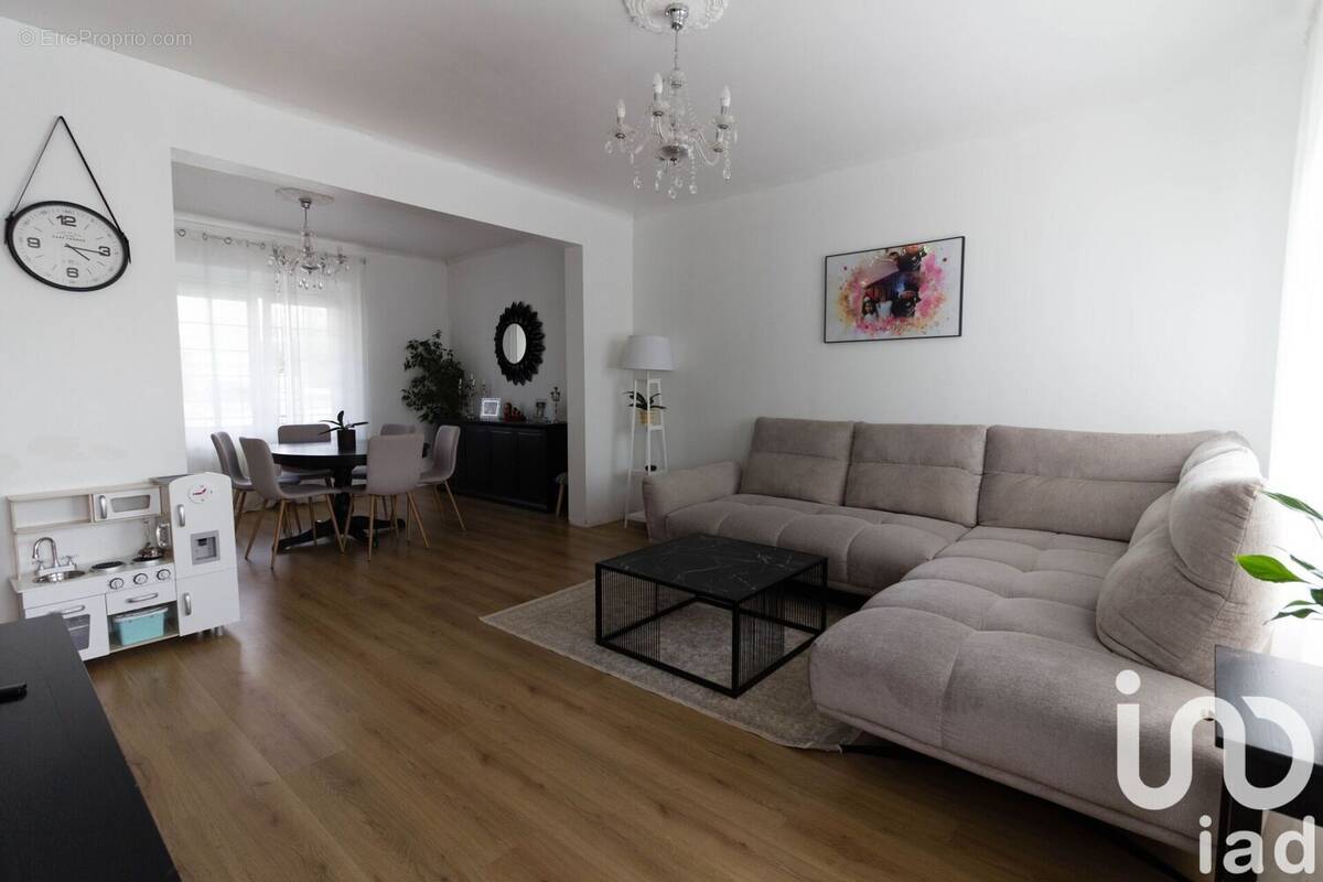 Photo 1 - Maison à CHATEAUNEUF-LA-FORET