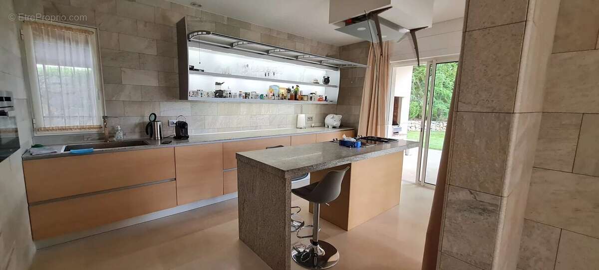 Maison à MOUGINS