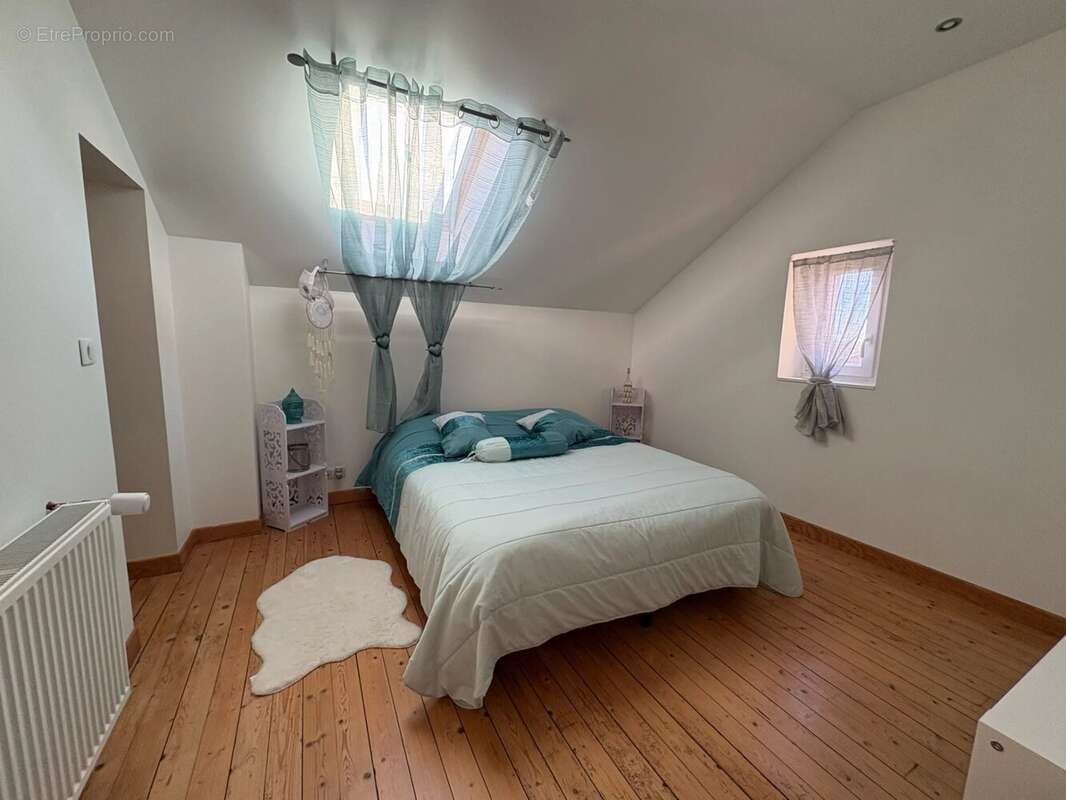 Maison à MARLES-EN-BRIE