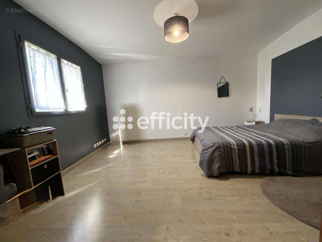 Maison à PRIVAS