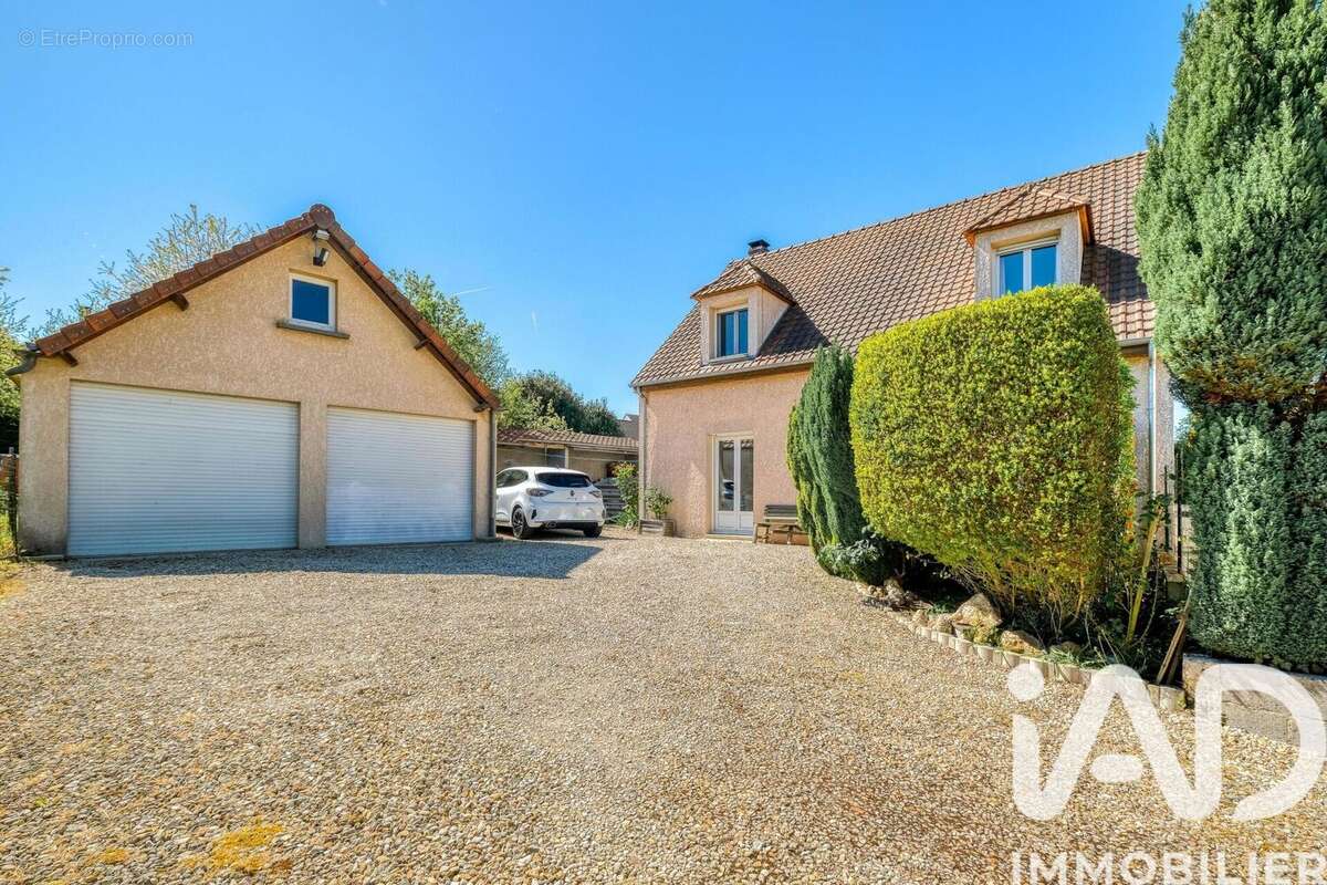Photo 1 - Maison à NANTEUIL-LES-MEAUX