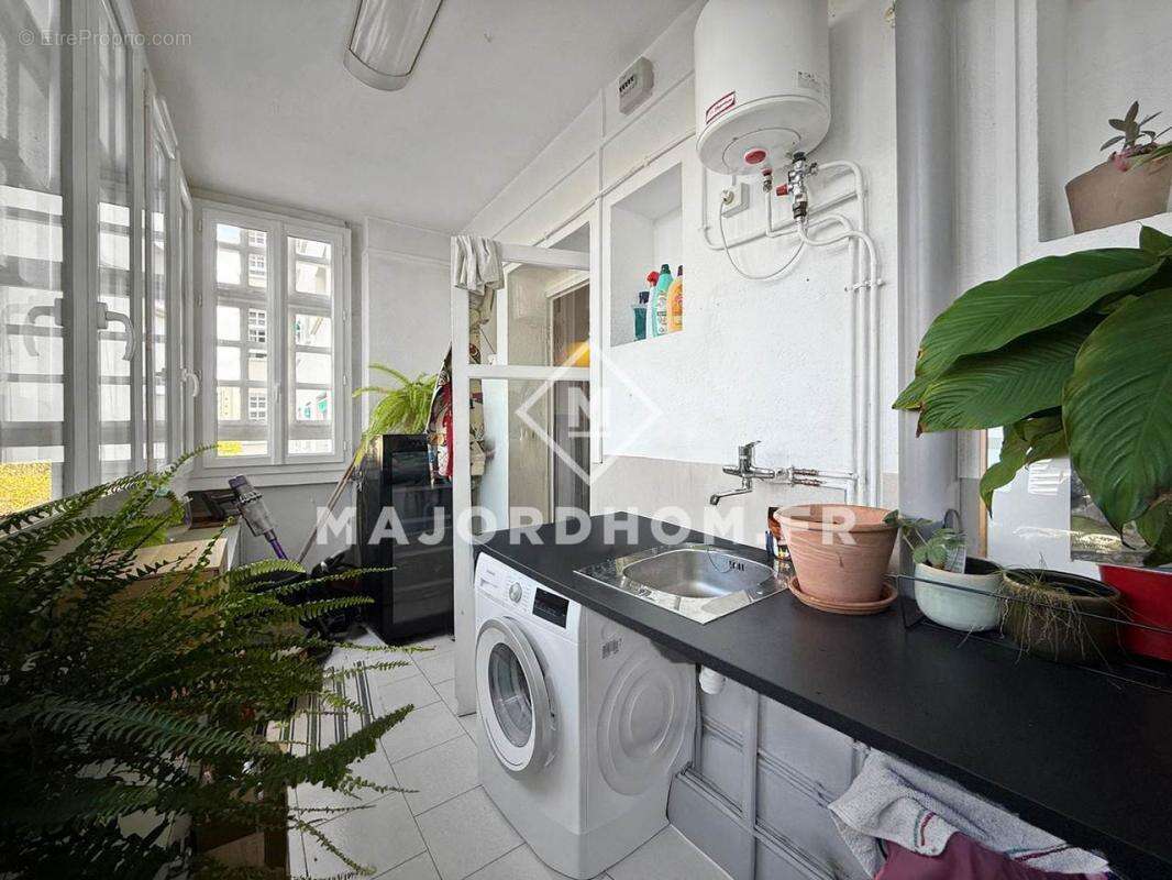 Appartement à MARSEILLE-8E