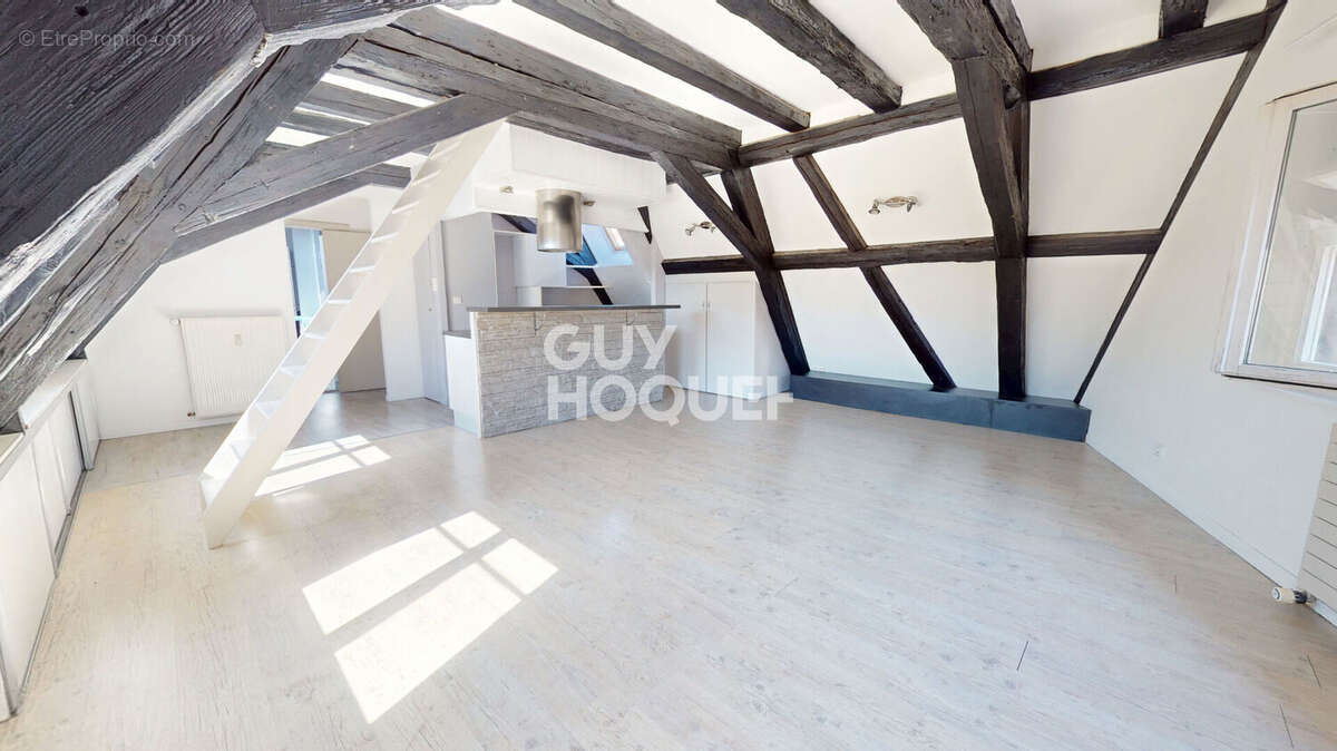 F2 triplex de 47.21m² au centre de THANN (68800) - photo 3