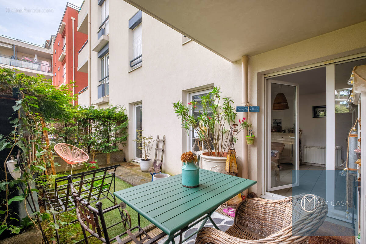 Appartement à TASSIN-LA-DEMI-LUNE