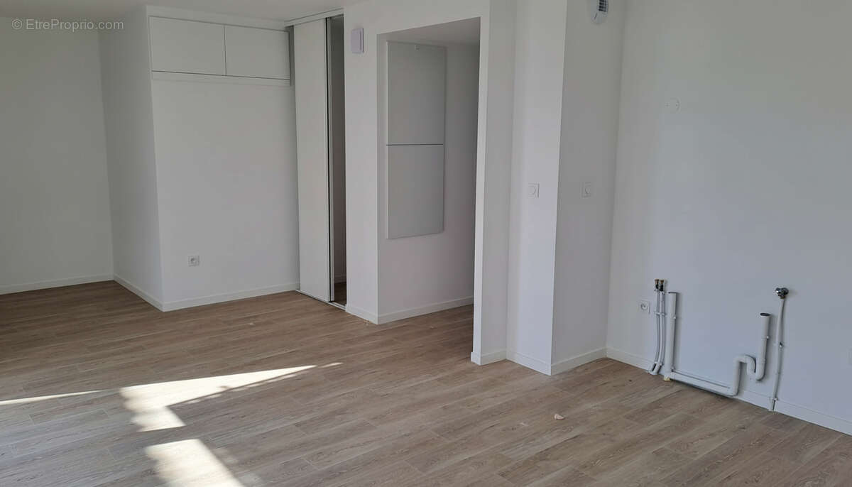 Appartement à BREUILLET