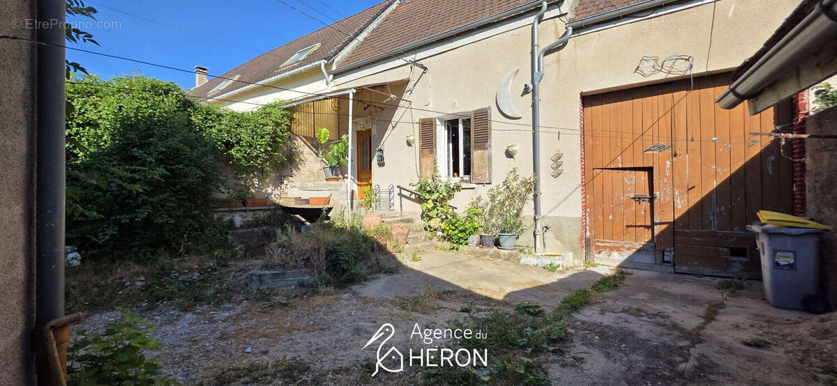 Maison 49 m² à Villemanoche  - photo 2