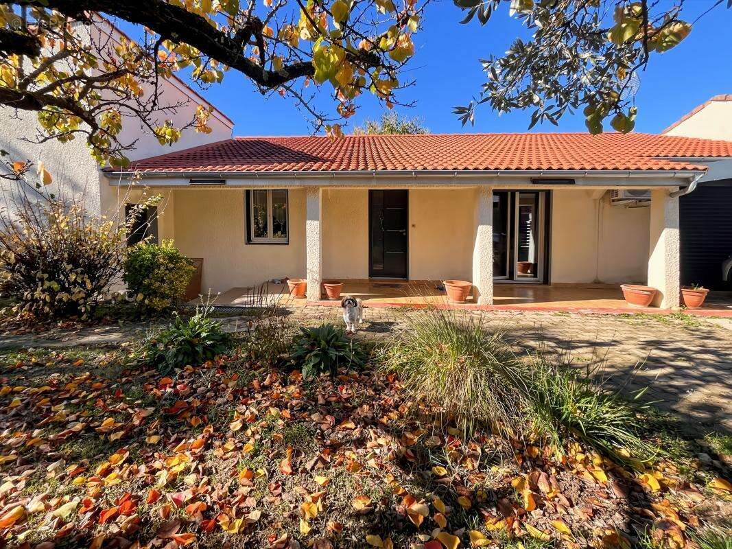 Maison à LIVRON-SUR-DROME