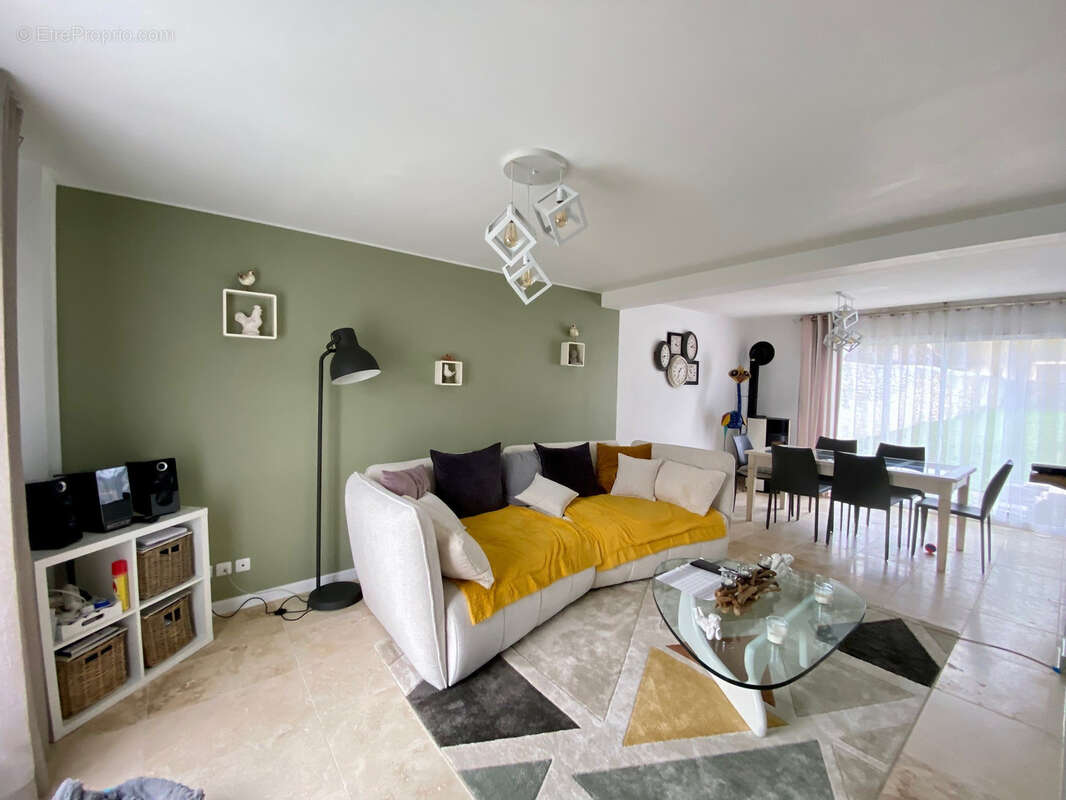 Maison à ARNOUVILLE-LES-MANTES