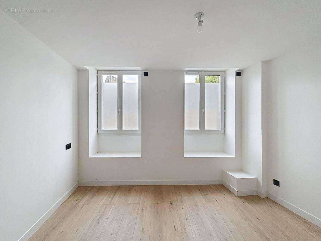 Appartement à FONTAINES-SUR-SAONE