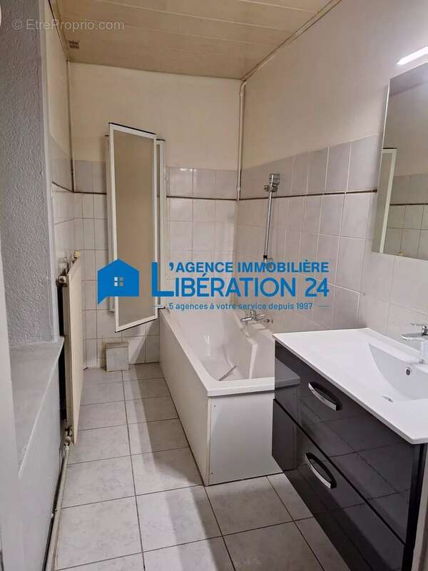 Appartement à Saint-Chamond  - photo 5