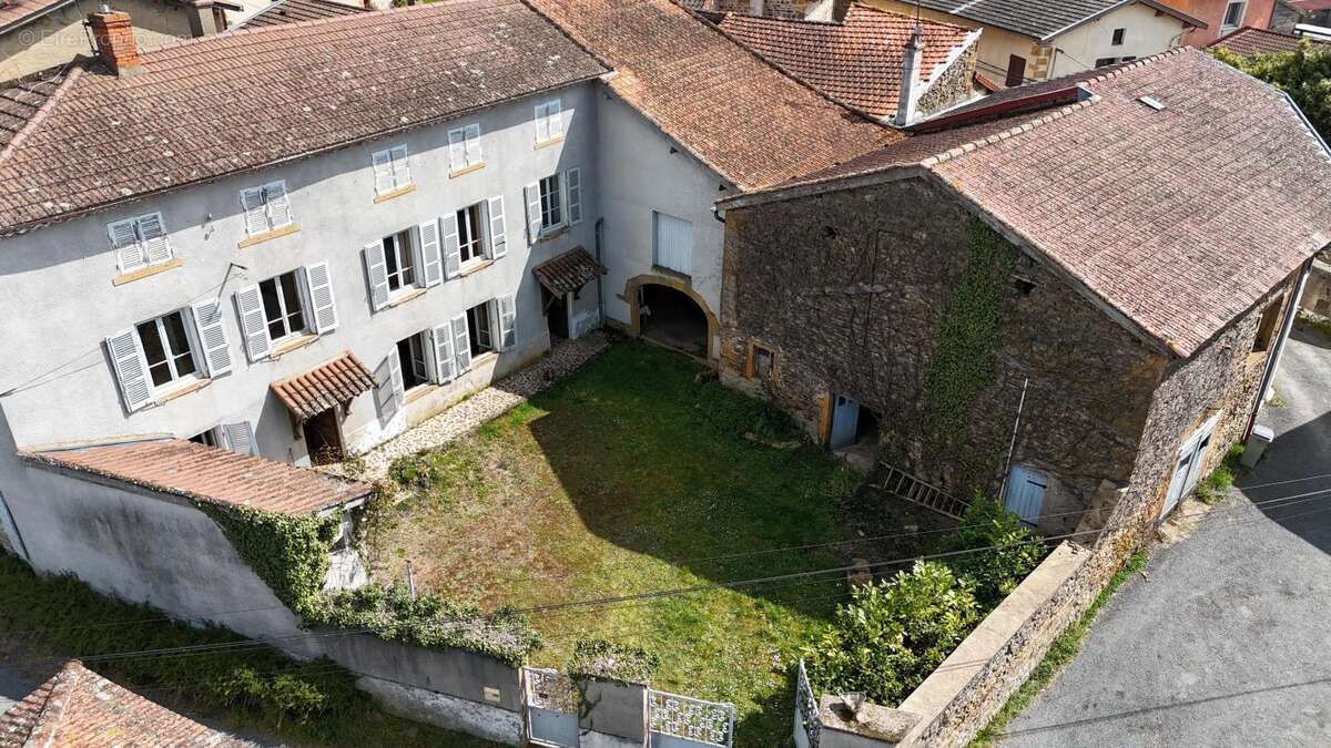 Maison à LEGNY