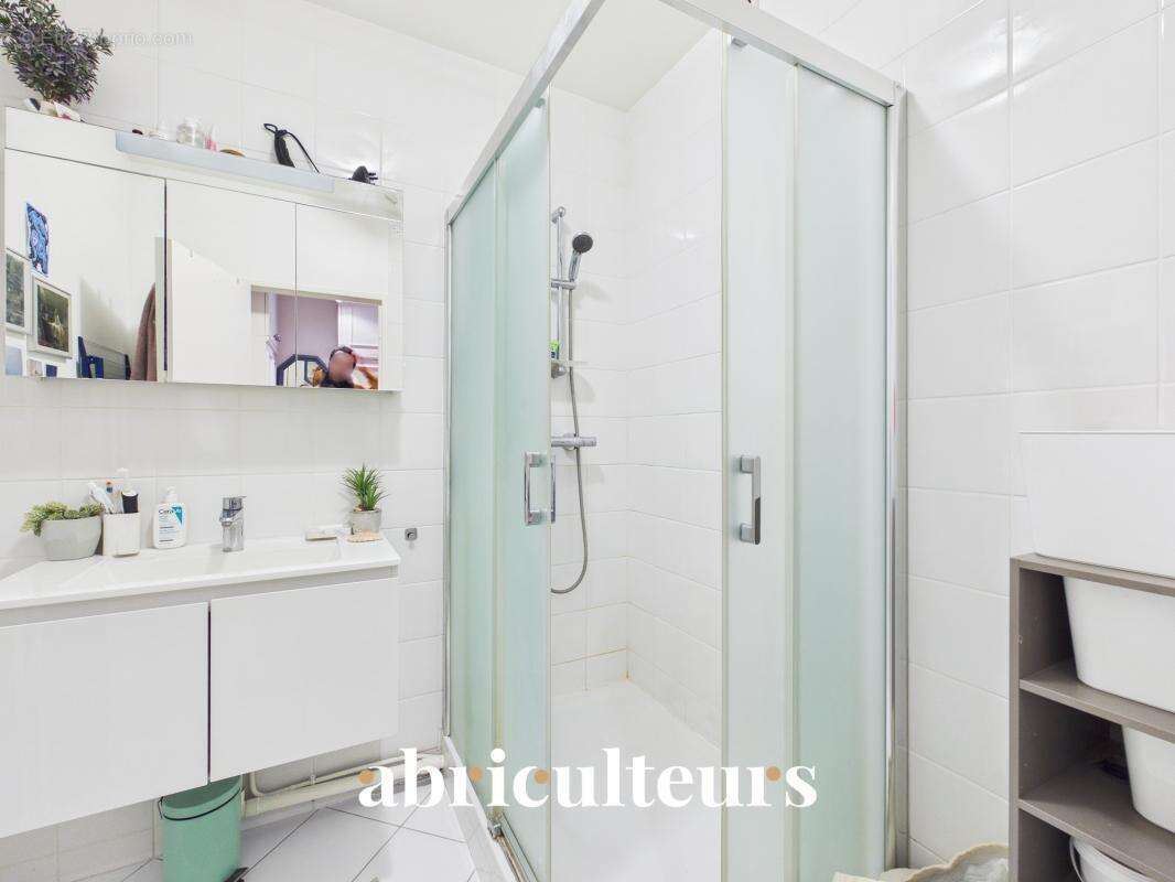 Appartement à PARIS-12E