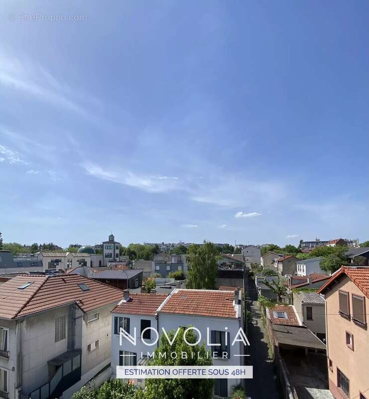 Appartement à LES LILAS