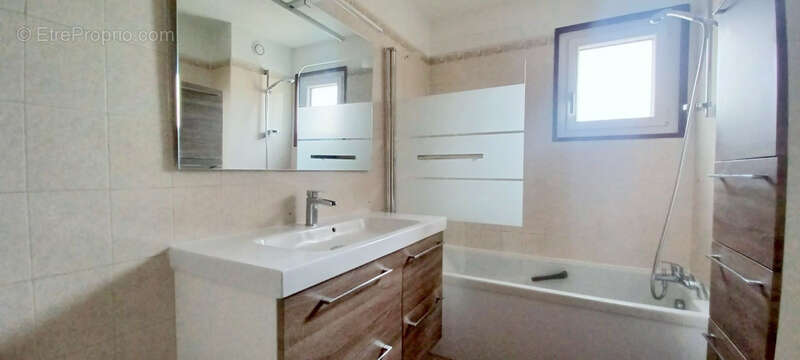 Appartement T3 avec parking et cave - photo 21