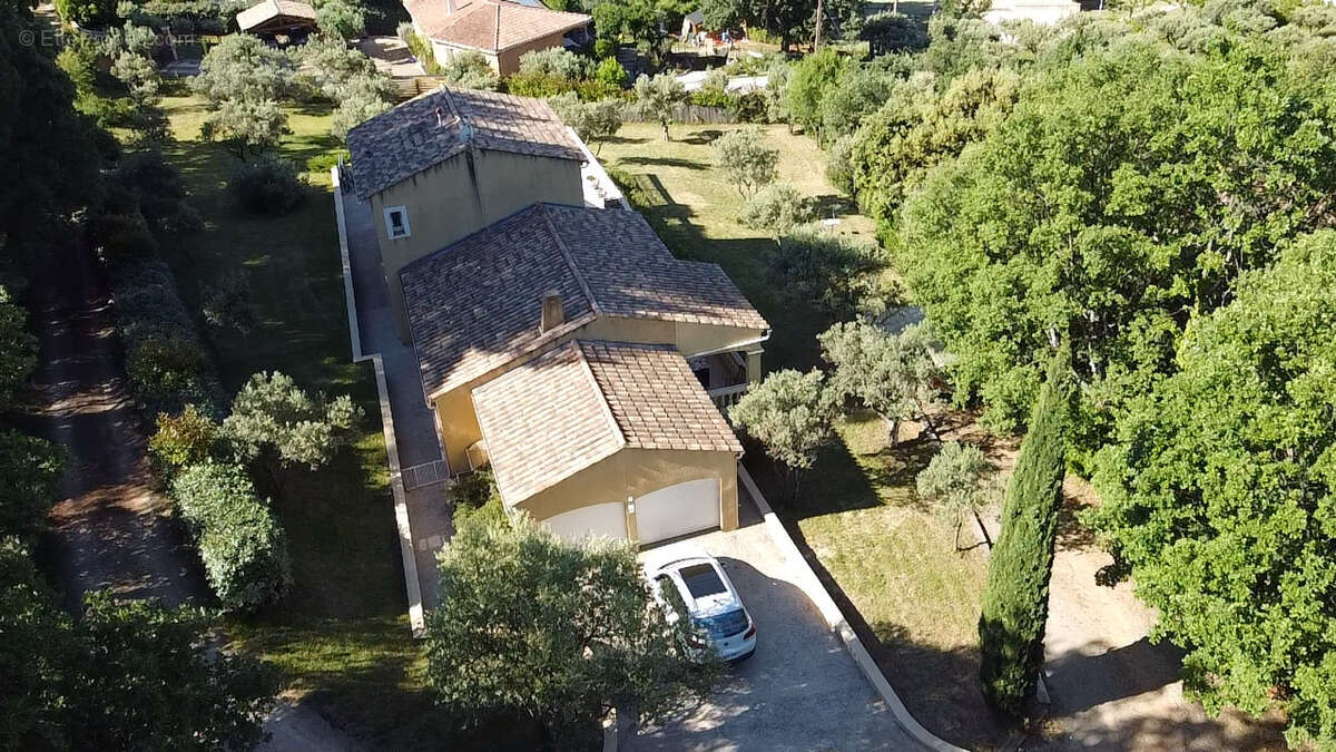 Maison à AUPS