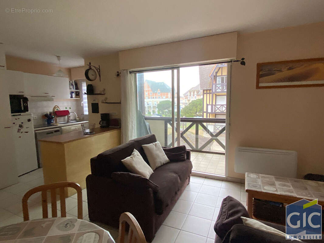 Appartement à DIVES-SUR-MER