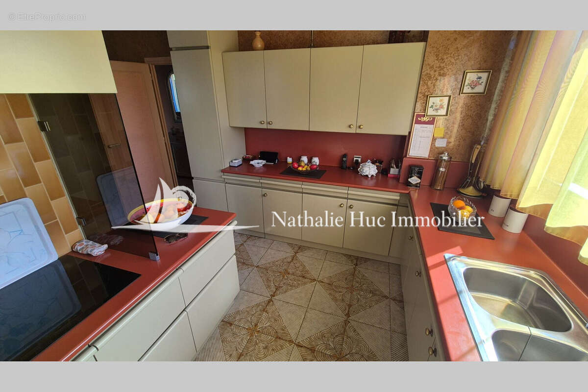 Maison 164 m² à Cabestany  - photo 4