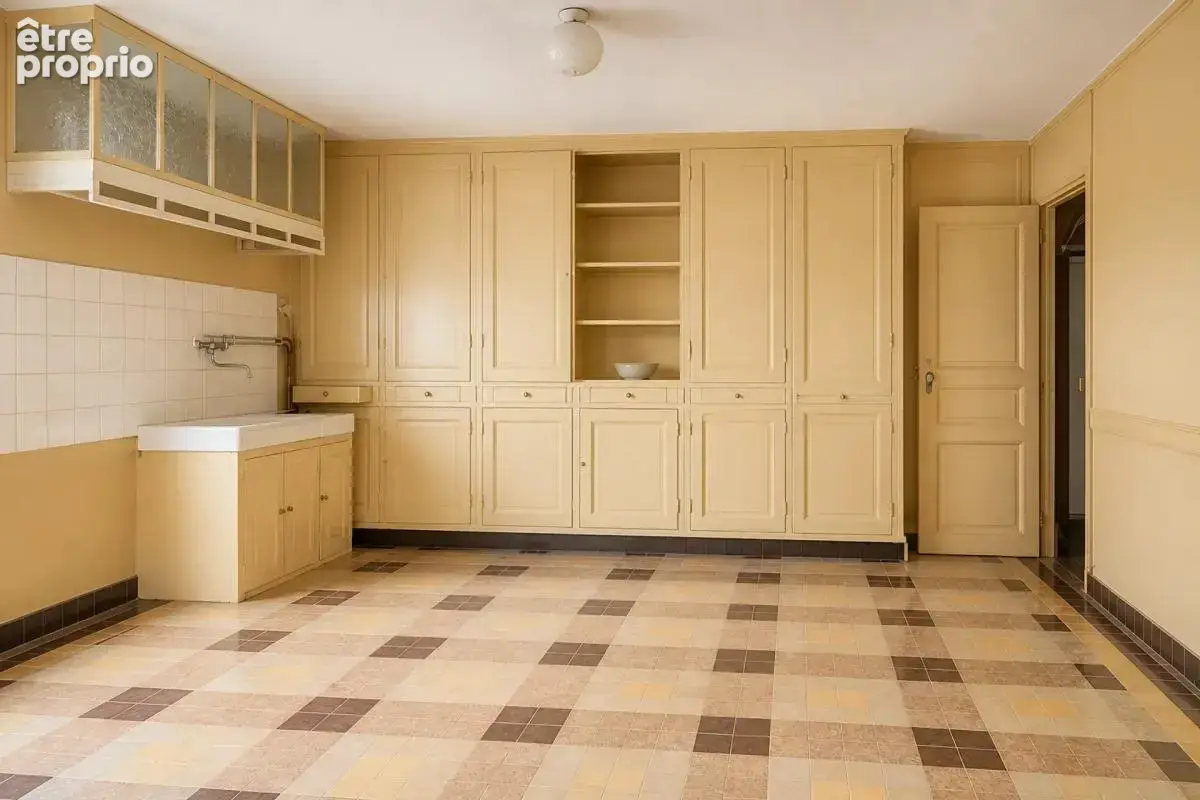 Maison de 85 m² - 5 pièces - MILLAC (86150) - photo 3