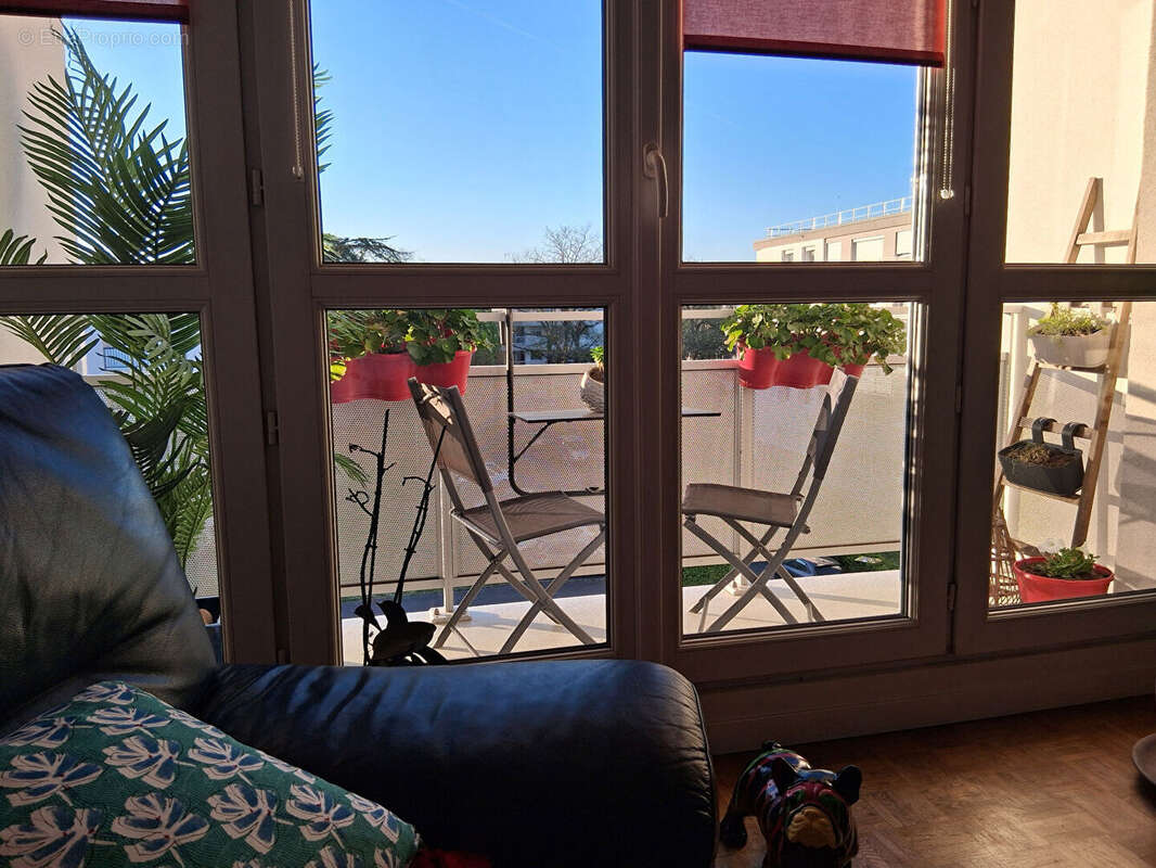 Appartement à SAINT-SEBASTIEN-SUR-LOIRE