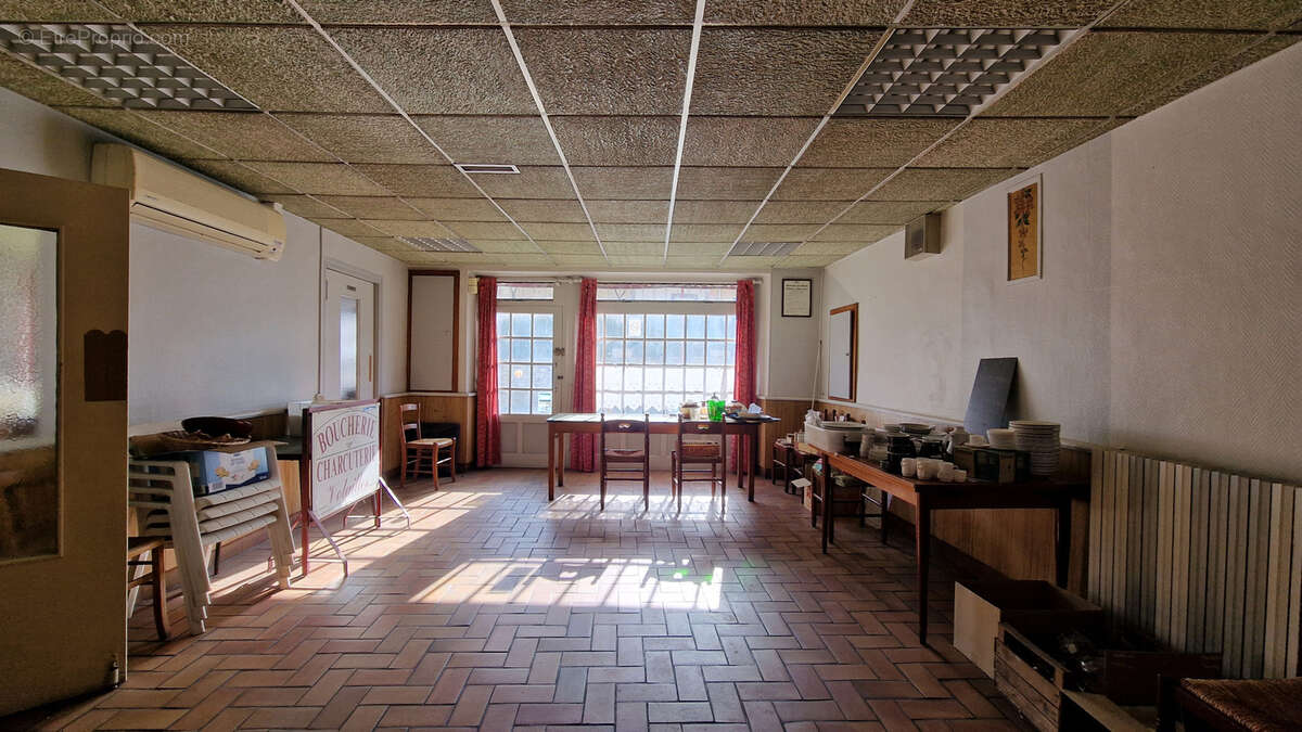 Autre à COULOMBIERS