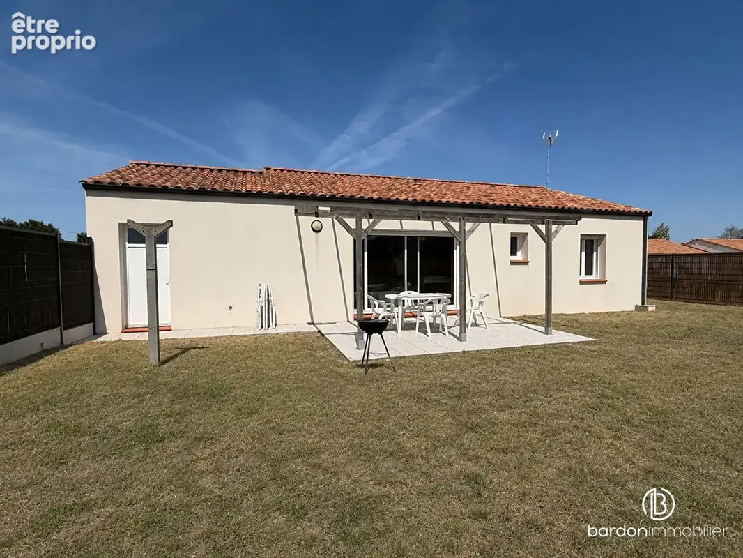 Maison Saint Maixent Sur Vie 5 pièce(s) 86.5 m2 - photo 12