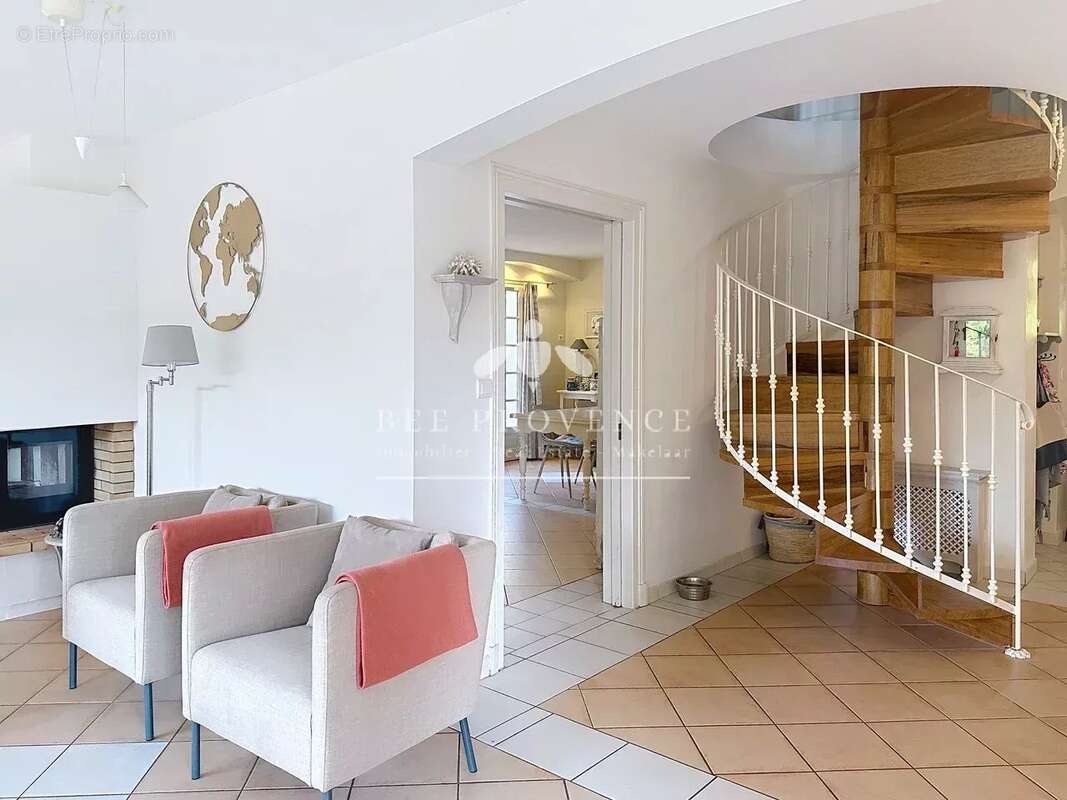 Maison à SAINT-RAPHAEL