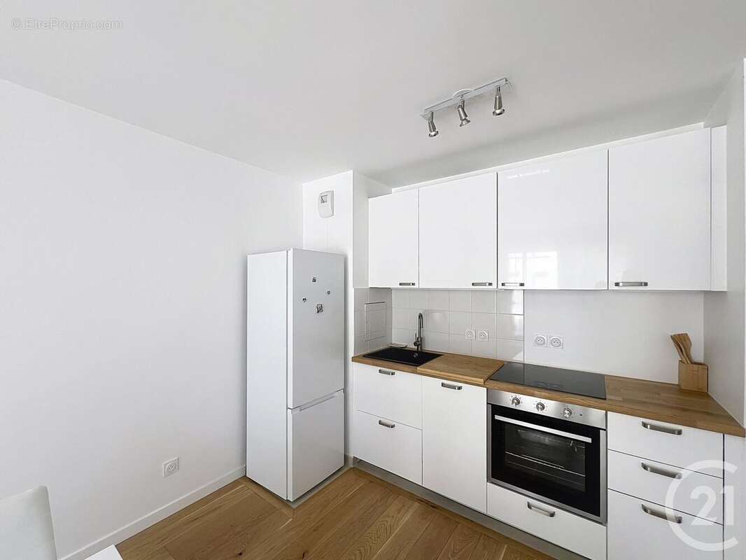 Appartement 71 m² à Saint-Cloud  - photo 2