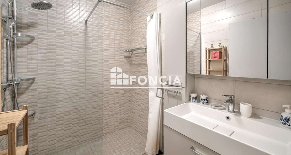 Appartement à FERNEY-VOLTAIRE