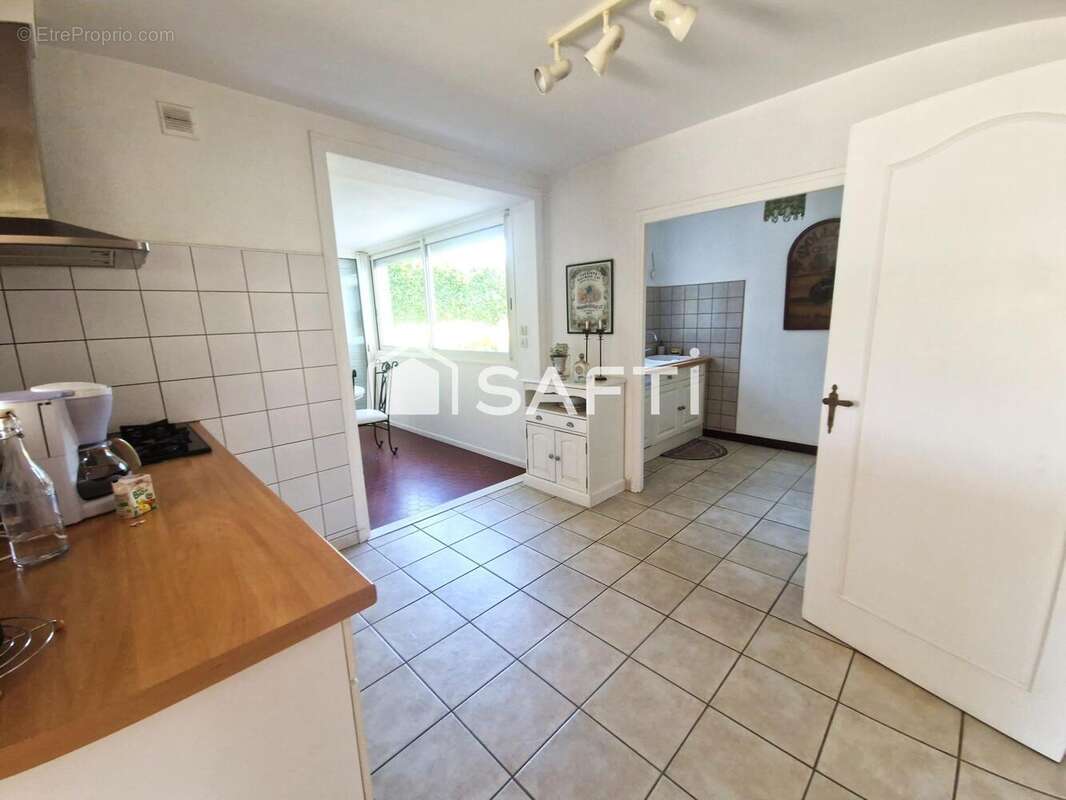 Maison 134 m² à Lorp-Sentaraille  - photo 6