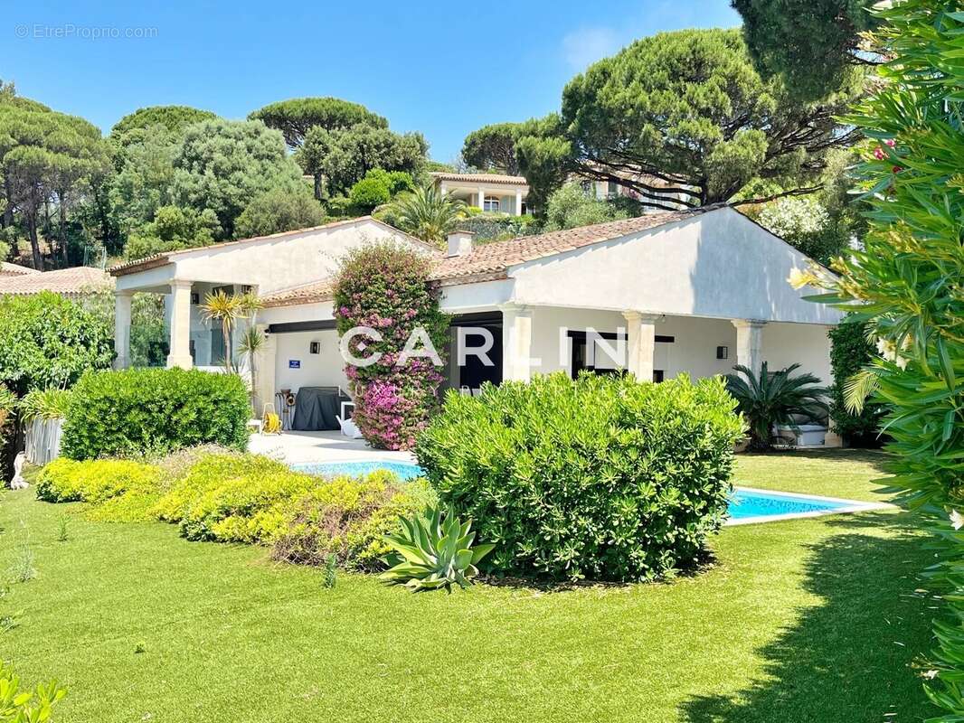 Villa 4 chambres, vue mer, Gigaro - photo 3
