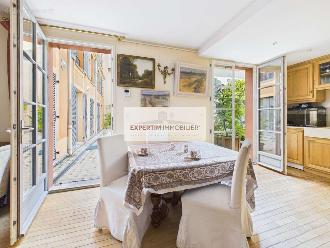 Maison à VERSAILLES