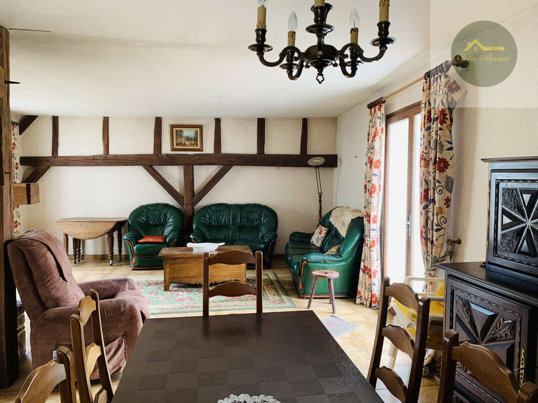 Maison à MONTACHER-VILLEGARDIN