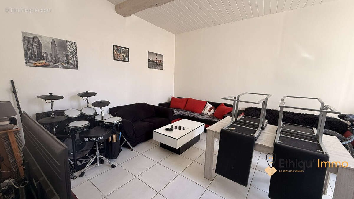 Appartement à ERVY-LE-CHATEL