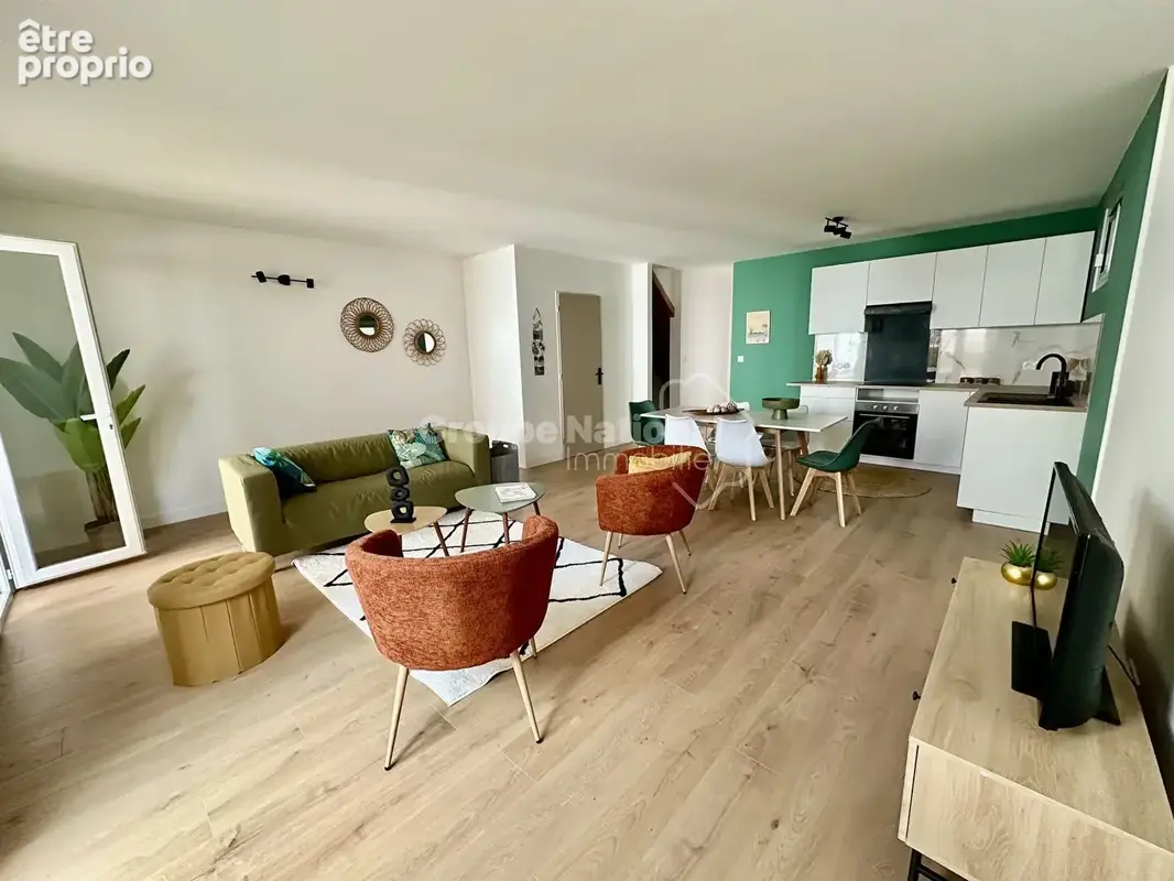 Centre-ville Grau-du-roi appartement duplex rénové - photo 3