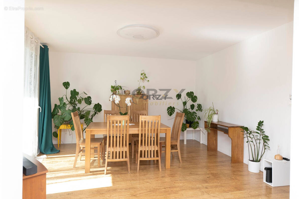 Appartement à VEDENE