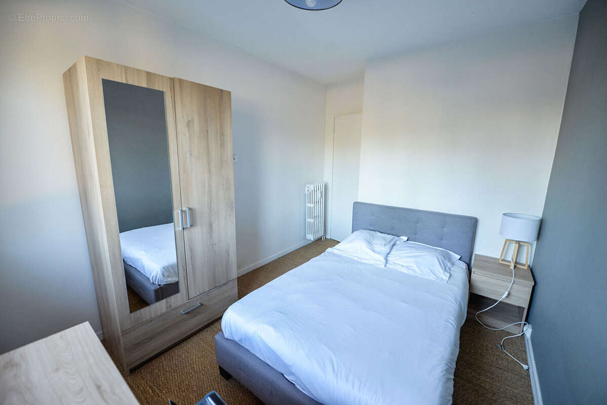 Appartement 3ch - balcon - cave - 2 parking - photo 8