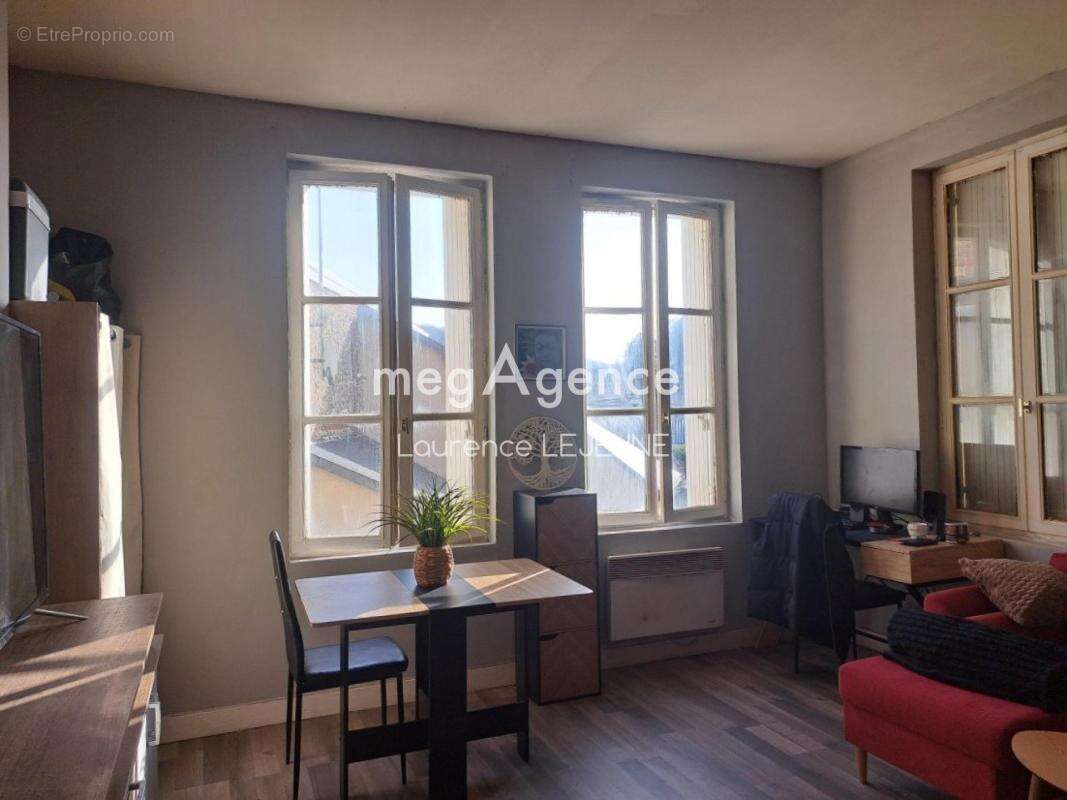 à ORBEC IMMEUBLE en monopropriété 7 appartements 1 boutique 1 local - photo 11