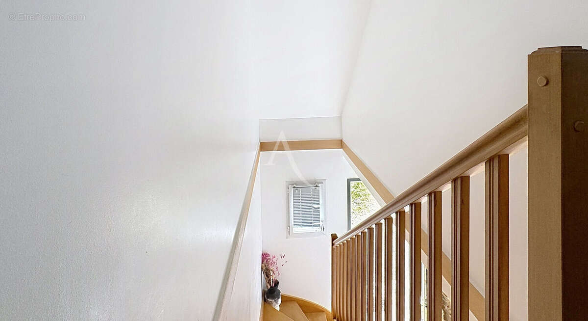 Maison à THOUARCE